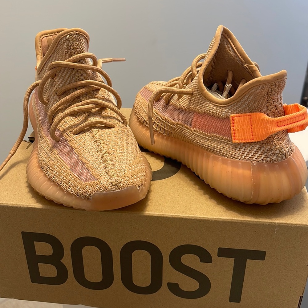 Yeezy 350 V2 Clay🧡